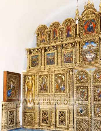 Фрагмент иконостаса